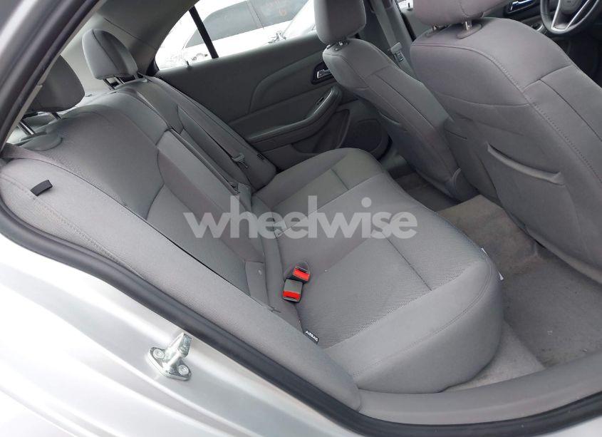 Photo 8 of 2015 Chevrolet Malibu LS (VIN 1G11B5SL4FU152392)