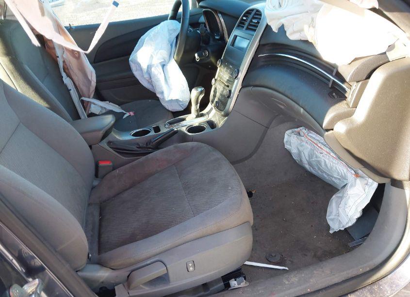 Photo 5 of 2014 Chevrolet Malibu 1LS (VIN 1G11B5SL5EF127584)