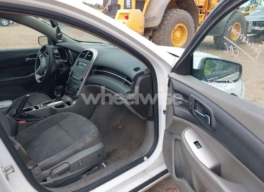 Photo 5 of 2014 Chevrolet Malibu 1LS (VIN 1G11B5SL5EF146670)