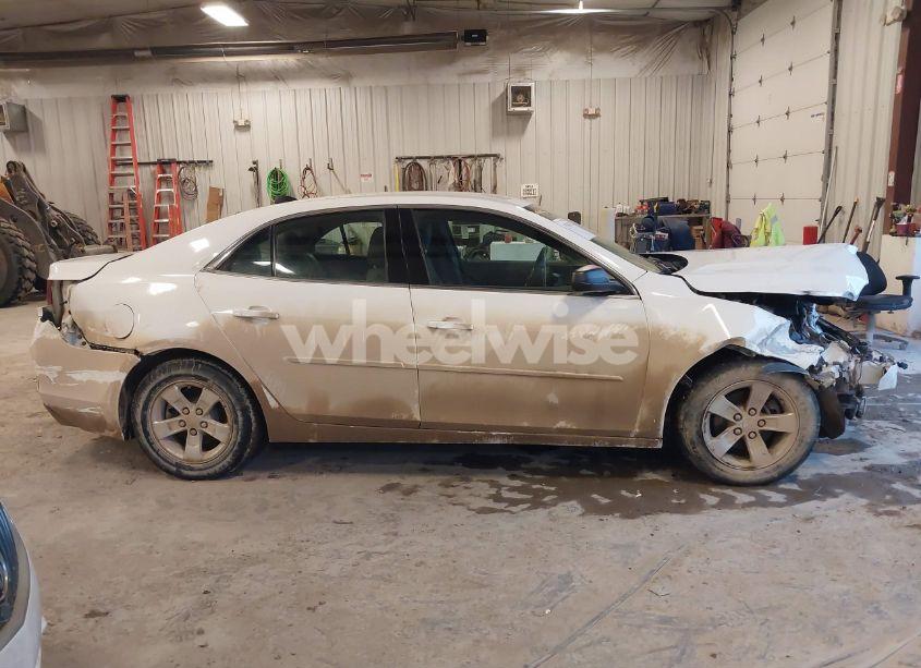 Photo 13 of 2014 Chevrolet Malibu 1LS (VIN 1G11B5SL5EF187820)