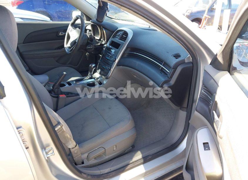 Photo 5 of 2014 Chevrolet Malibu 1LS (VIN 1G11B5SL5EF230200)