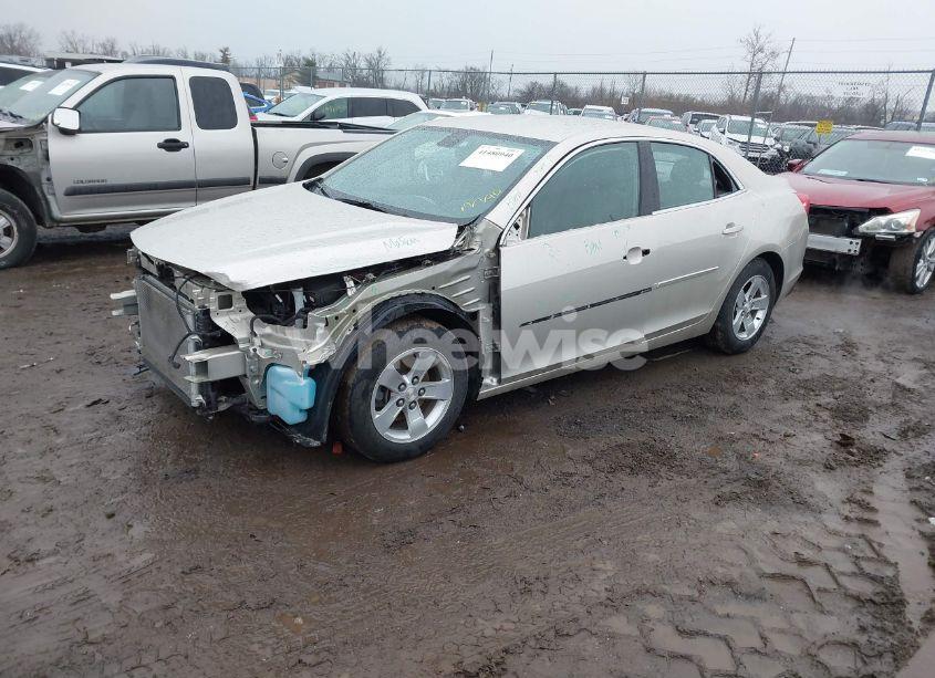 Photo 2 of 2014 Chevrolet Malibu 1LS (VIN 1G11B5SL5EF288971)