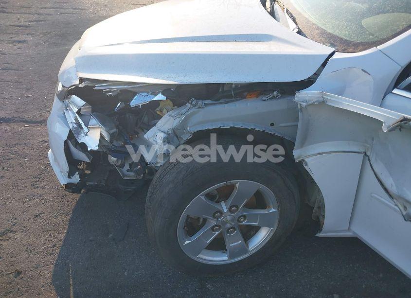 Photo 6 of 2015 Chevrolet Malibu LS (VIN 1G11B5SL5FF100760)