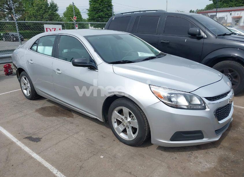 2015 Chevrolet Malibu LS (VIN 1G11B5SL5FF107756) main photo