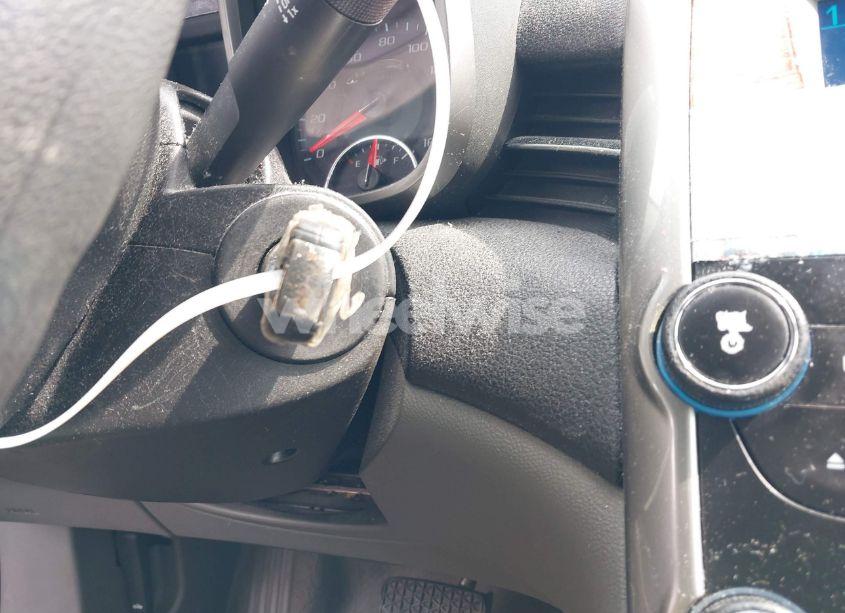 Photo 11 of 2015 Chevrolet Malibu LS (VIN 1G11B5SL5FF107756)