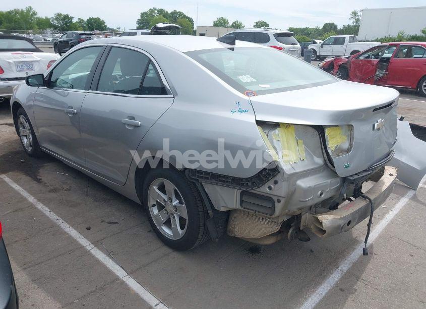 Photo 3 of 2015 Chevrolet Malibu LS (VIN 1G11B5SL5FF107756)