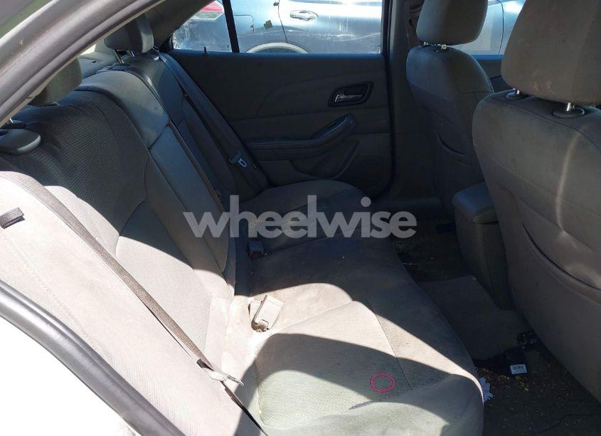 Photo 8 of 2015 Chevrolet Malibu LS (VIN 1G11B5SL5FF140935)