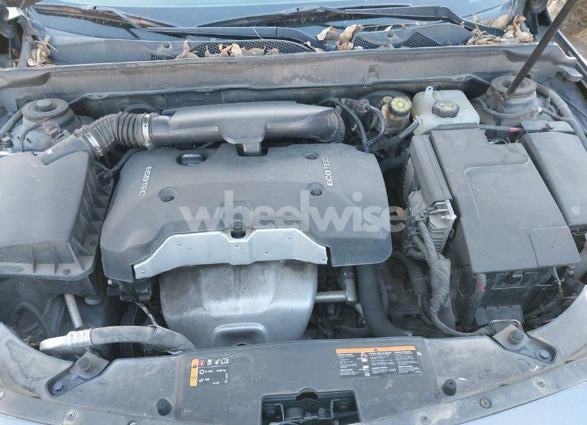 Photo 10 of 2015 Chevrolet Malibu LS (VIN 1G11B5SL5FF255700)