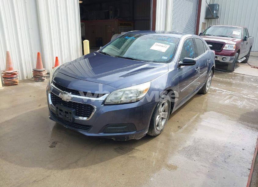 Photo 2 of 2015 Chevrolet Malibu LS (VIN 1G11B5SL5FF255700)