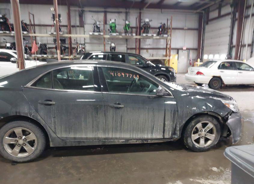 Photo 13 of 2015 Chevrolet Malibu LS (VIN 1G11B5SL5FF267457)