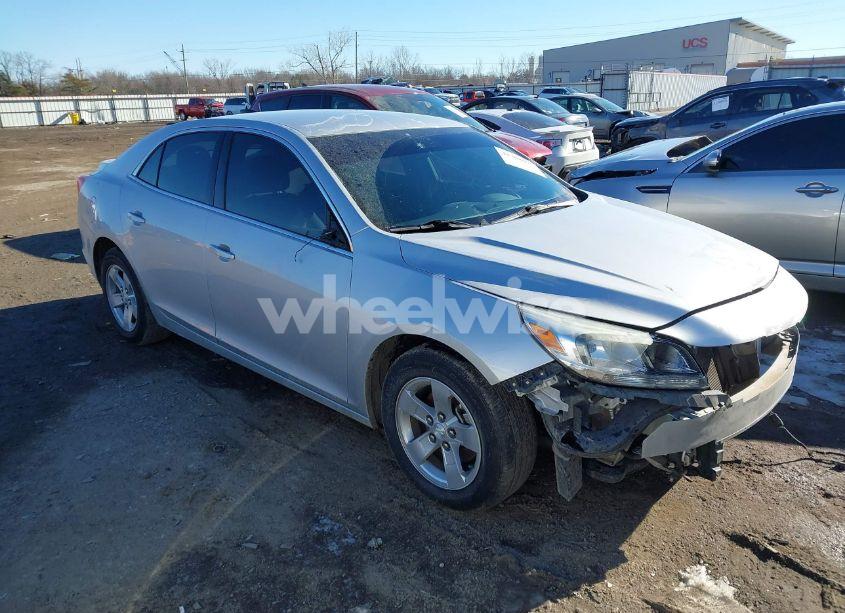 2015 Chevrolet Malibu LS (VIN 1G11B5SL5FF317449) main photo