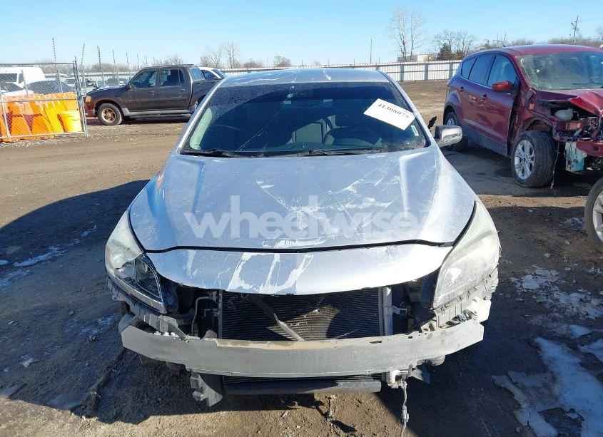 Photo 13 of 2015 Chevrolet Malibu LS (VIN 1G11B5SL5FF317449)