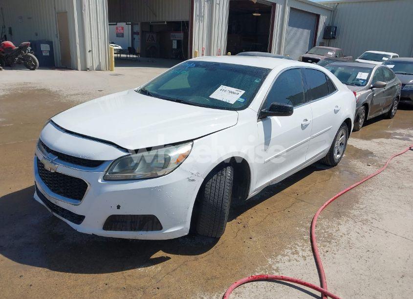 Photo 2 of 2015 Chevrolet Malibu LS (VIN 1G11B5SL5FU118235)