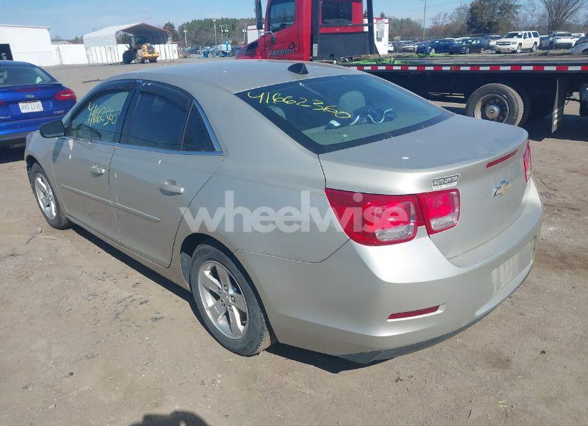 Photo 3 of 2014 Chevrolet Malibu 1LS (VIN 1G11B5SL6EF279695)
