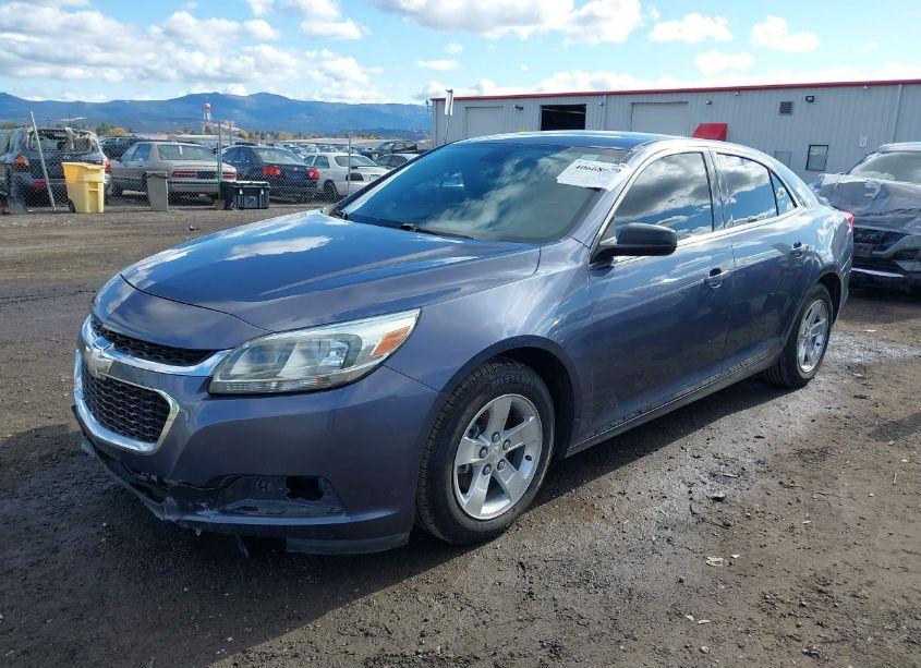 Photo 2 of 2015 Chevrolet Malibu LS (VIN 1G11B5SL6FF135517)