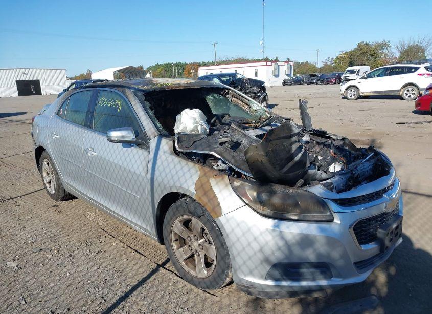 2015 Chevrolet Malibu LS (VIN 1G11B5SL6FF140636) main photo