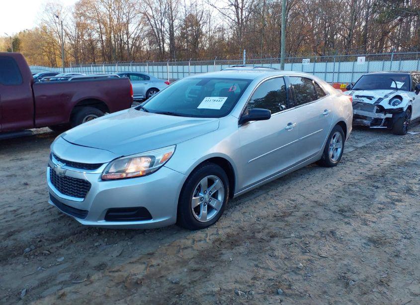 Photo 2 of 2015 Chevrolet Malibu LS (VIN 1G11B5SL6FF147425)