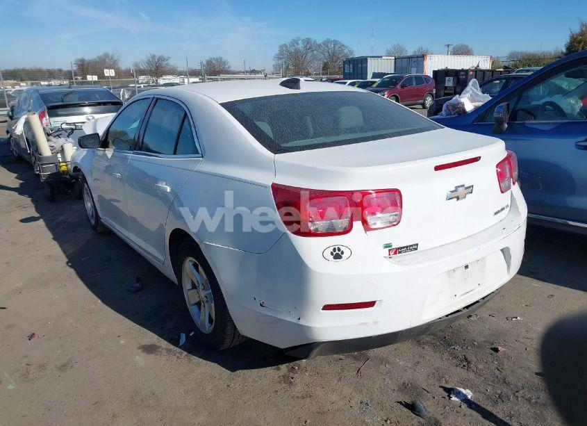 Photo 3 of 2015 Chevrolet Malibu LS (VIN 1G11B5SL6FF152270)