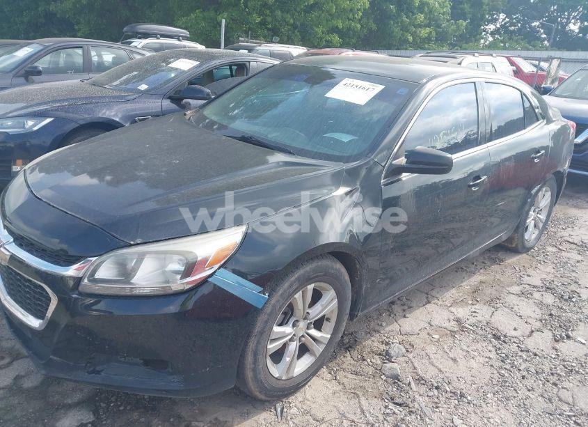 Photo 2 of 2015 Chevrolet Malibu LS (VIN 1G11B5SL6FF163494)