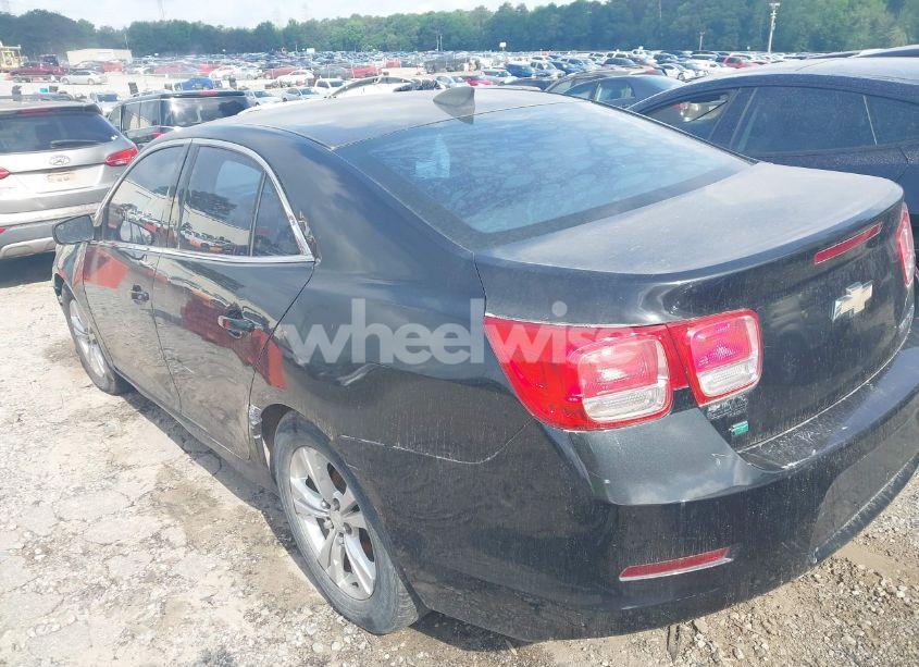 Photo 3 of 2015 Chevrolet Malibu LS (VIN 1G11B5SL6FF163494)