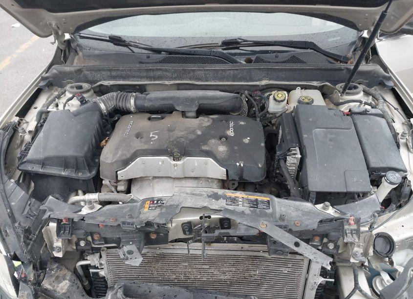 Photo 10 of 2015 Chevrolet Malibu LS (VIN 1G11B5SL6FF167304)