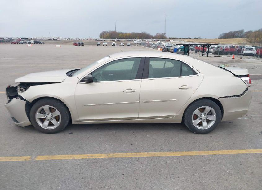 Photo 14 of 2015 Chevrolet Malibu LS (VIN 1G11B5SL6FF167304)