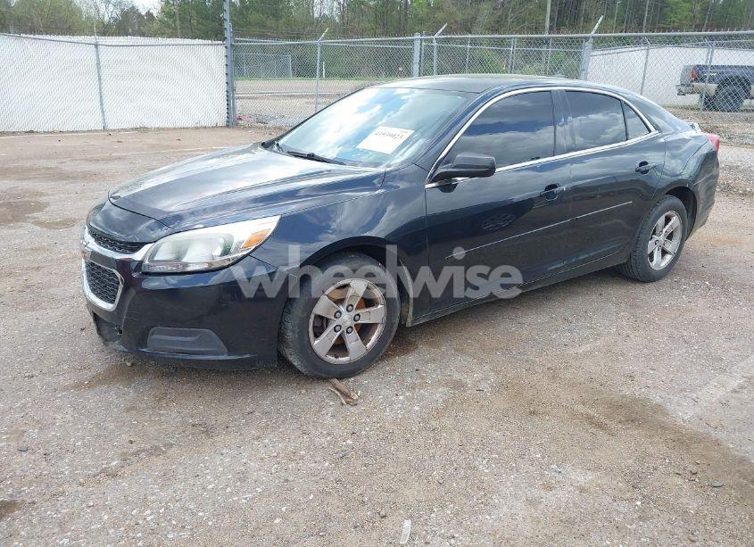 Photo 2 of 2015 Chevrolet Malibu LS (VIN 1G11B5SL6FF220776)