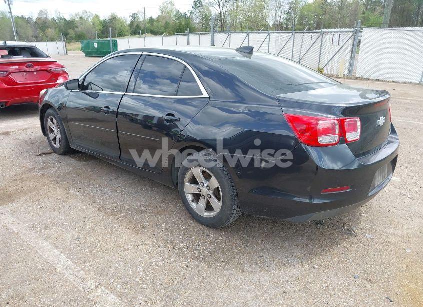 Photo 3 of 2015 Chevrolet Malibu LS (VIN 1G11B5SL6FF220776)