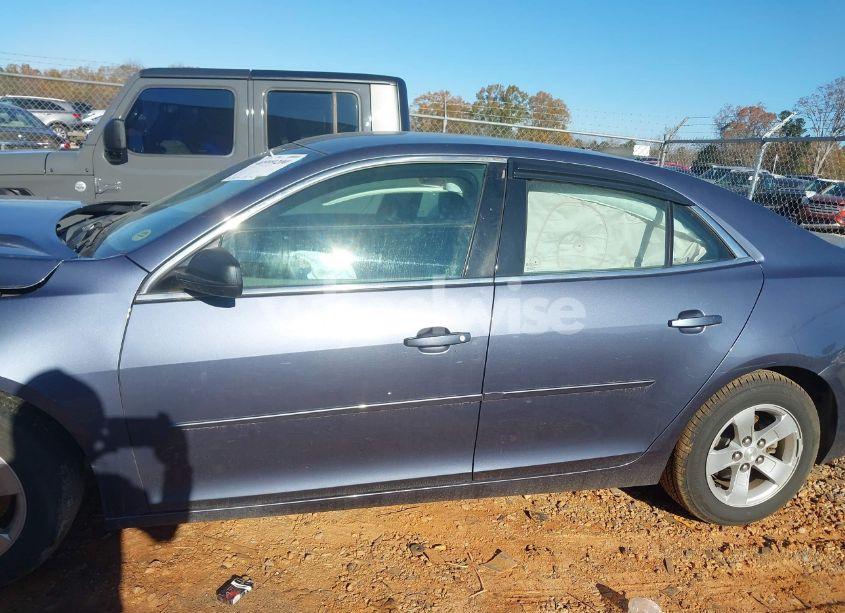 Photo 14 of 2015 Chevrolet Malibu LS (VIN 1G11B5SL6FF224990)