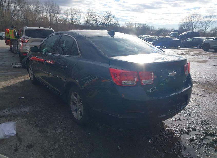 Photo 3 of 2015 Chevrolet Malibu LS (VIN 1G11B5SL6FF242972)