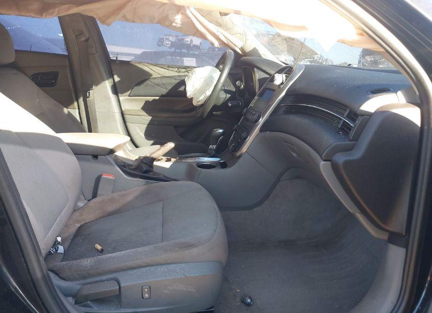 Photo 5 of 2015 Chevrolet Malibu LS (VIN 1G11B5SL6FF265300)