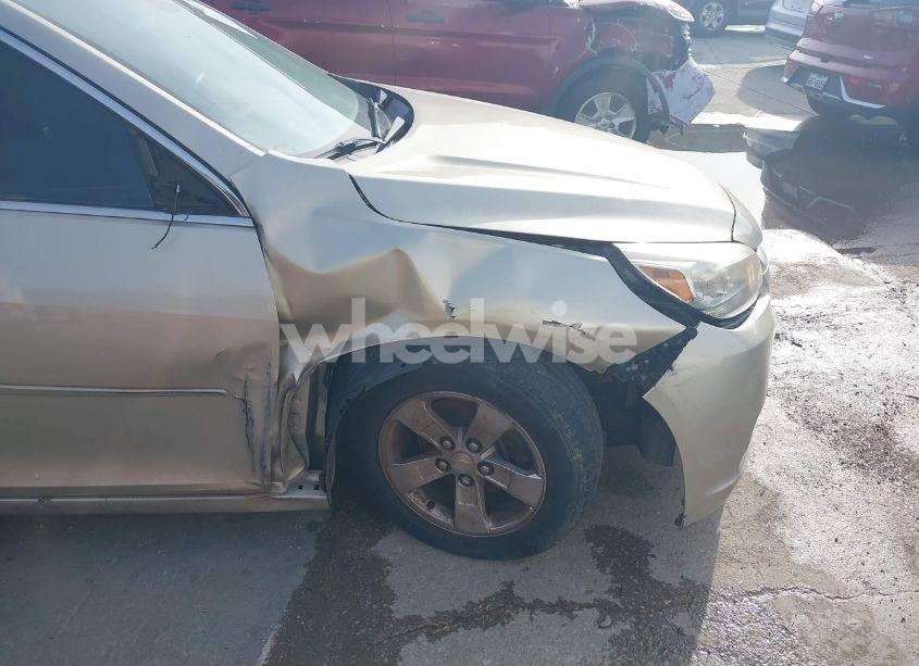 Photo 6 of 2015 Chevrolet Malibu LS (VIN 1G11B5SL6FF308694)