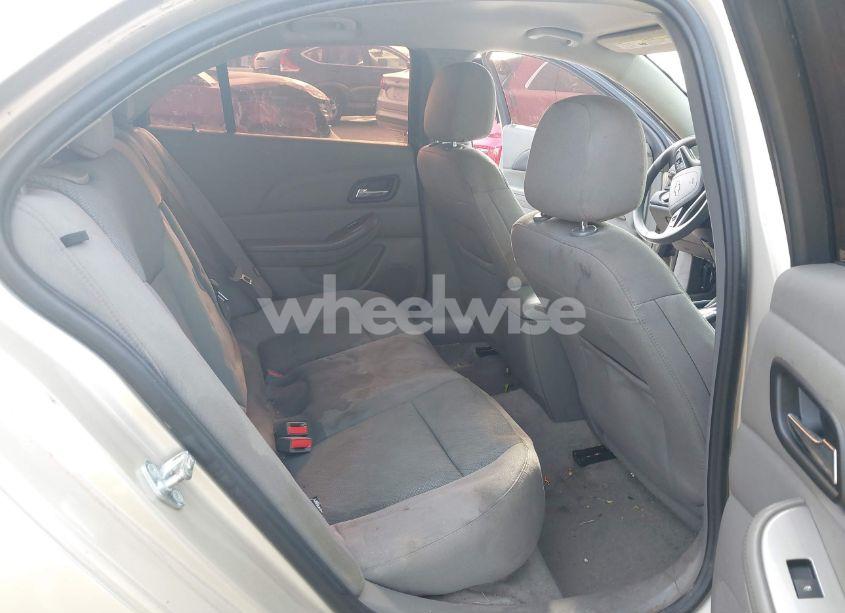 Photo 8 of 2015 Chevrolet Malibu LS (VIN 1G11B5SL6FF308694)