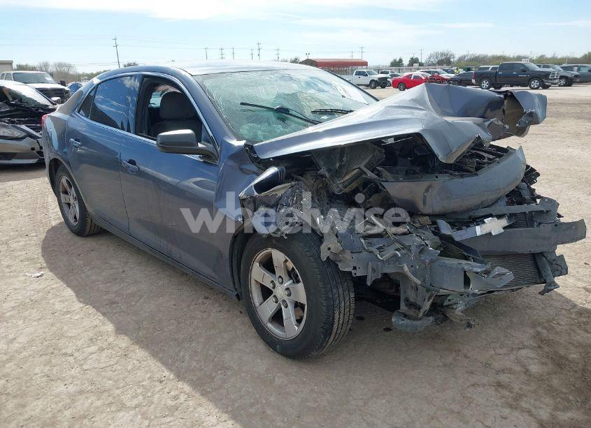 2015 Chevrolet Malibu LS (VIN 1G11B5SL6FF333689) main photo