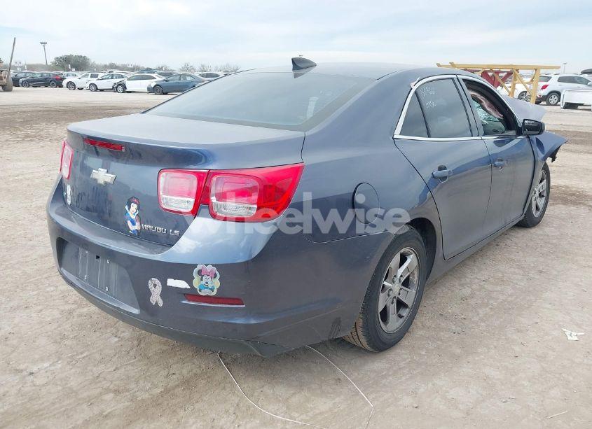 Photo 4 of 2015 Chevrolet Malibu LS (VIN 1G11B5SL6FF333689)