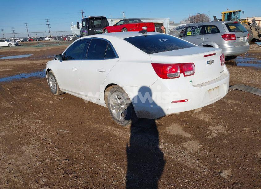 Photo 3 of 2015 Chevrolet Malibu LS (VIN 1G11B5SL6FF348001)