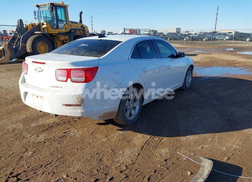 Photo 4 of 2015 Chevrolet Malibu LS (VIN 1G11B5SL6FF348001)