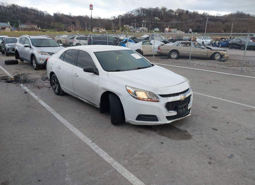 2015 Chevrolet Malibu LS (VIN 1G11B5SL6FU152281) main photo