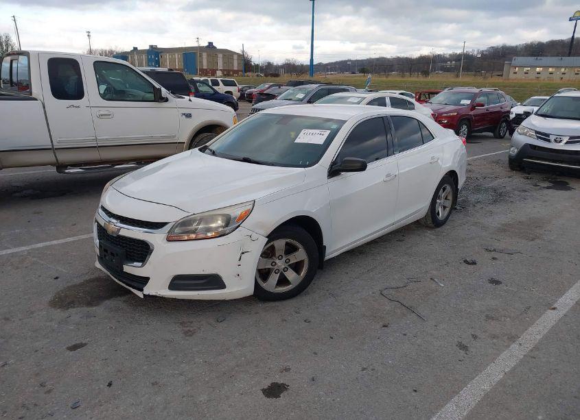 Photo 2 of 2015 Chevrolet Malibu LS (VIN 1G11B5SL6FU152281)