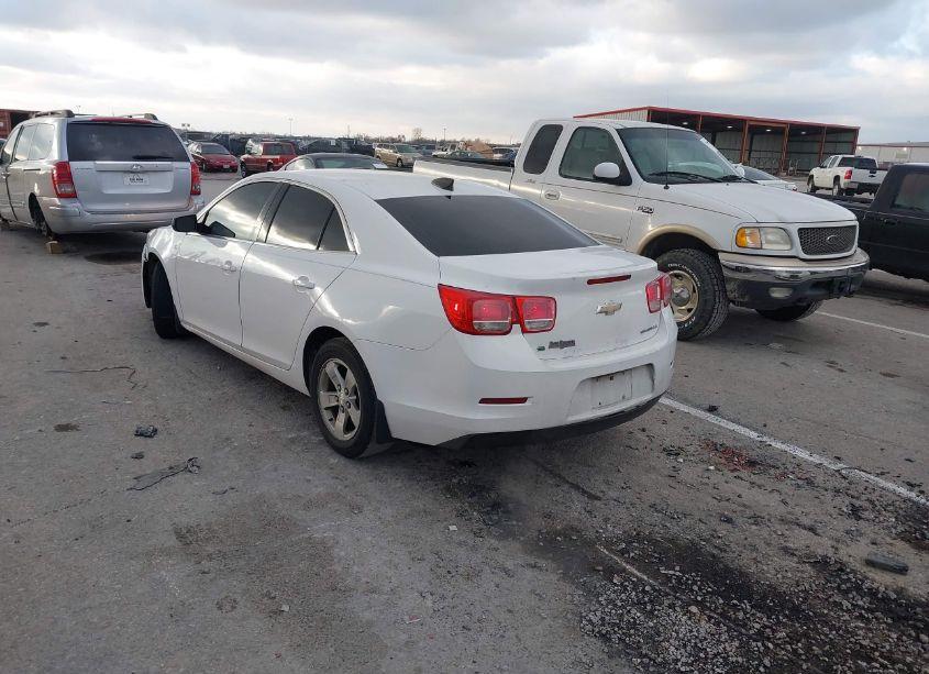 Photo 3 of 2015 Chevrolet Malibu LS (VIN 1G11B5SL6FU152281)