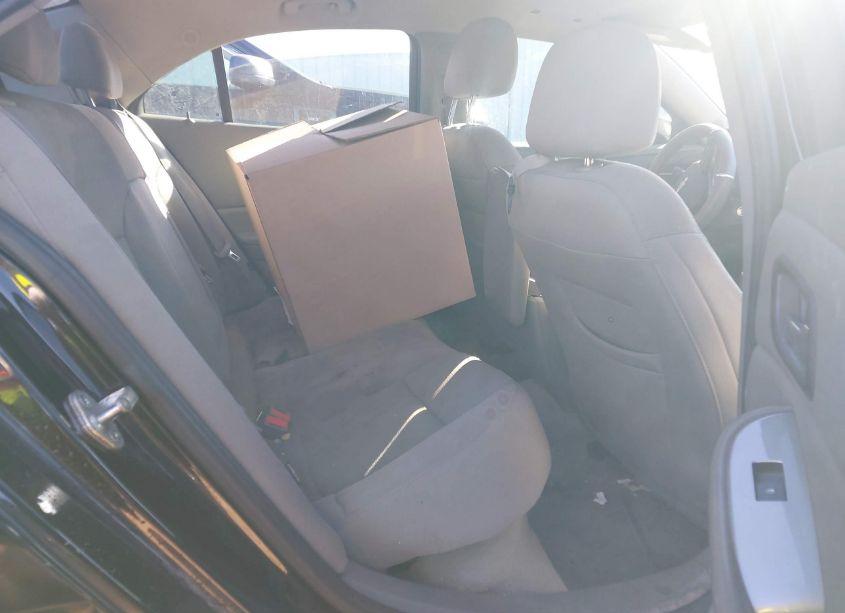 Photo 8 of 2014 Chevrolet Malibu 1LS (VIN 1G11B5SL7EF160991)