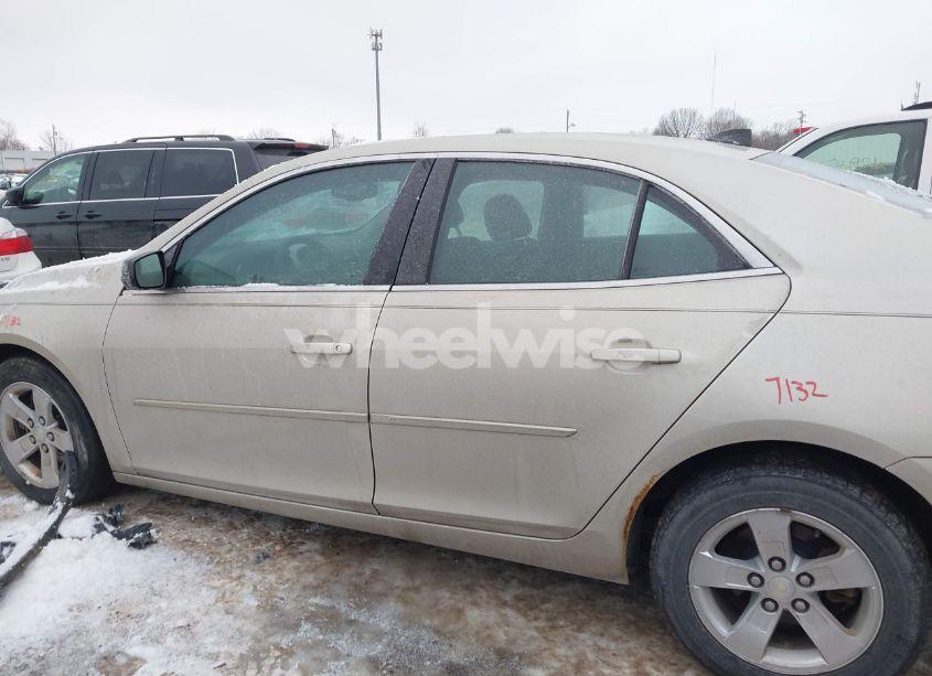 Photo 14 of 2014 Chevrolet Malibu 1LS (VIN 1G11B5SL7EF176852)