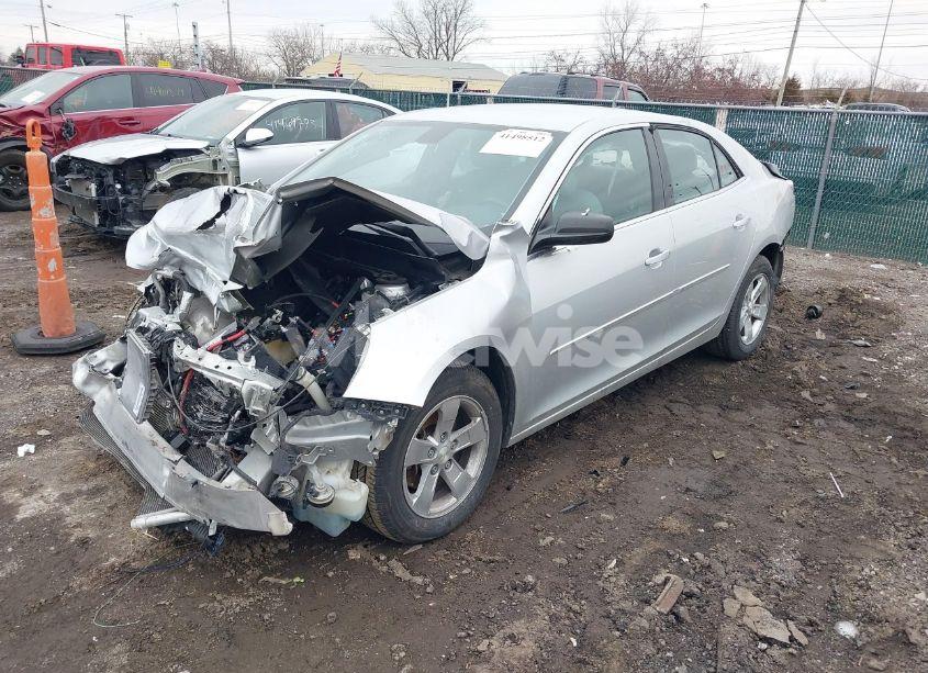 Photo 2 of 2014 Chevrolet Malibu 1LS (VIN 1G11B5SL7EF265983)