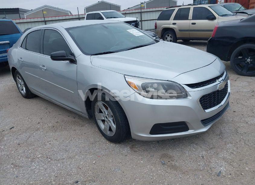 2015 Chevrolet Malibu LS (VIN 1G11B5SL7FF135185) main photo