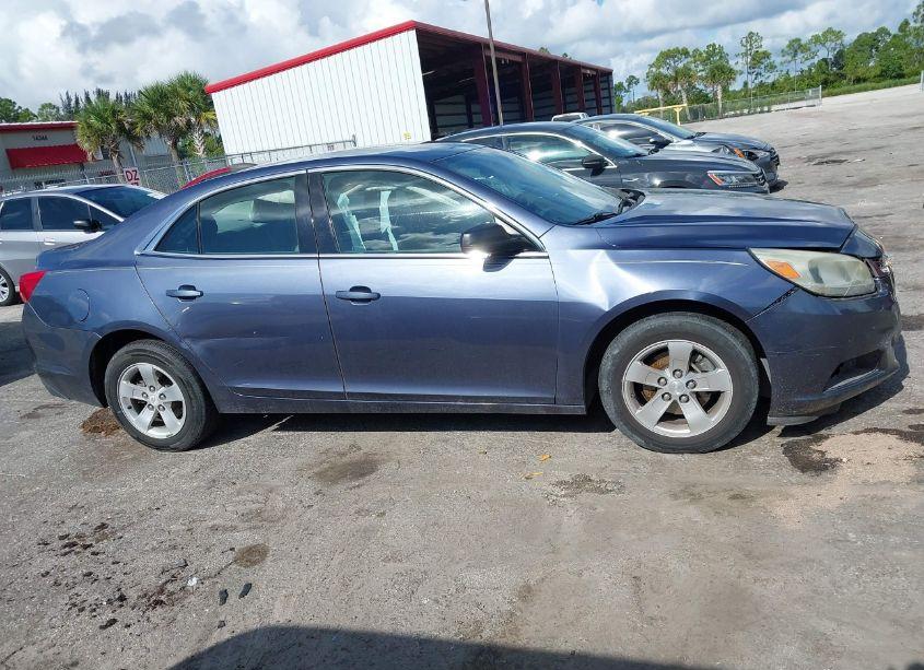Photo 13 of 2015 Chevrolet Malibu LS (VIN 1G11B5SL7FF267671)