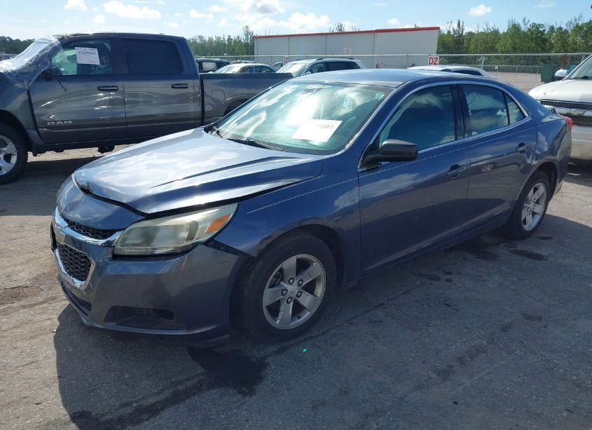 Photo 2 of 2015 Chevrolet Malibu LS (VIN 1G11B5SL7FF267671)