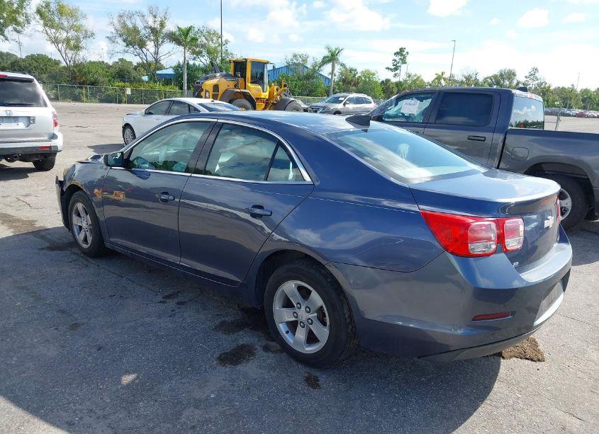 Photo 3 of 2015 Chevrolet Malibu LS (VIN 1G11B5SL7FF267671)