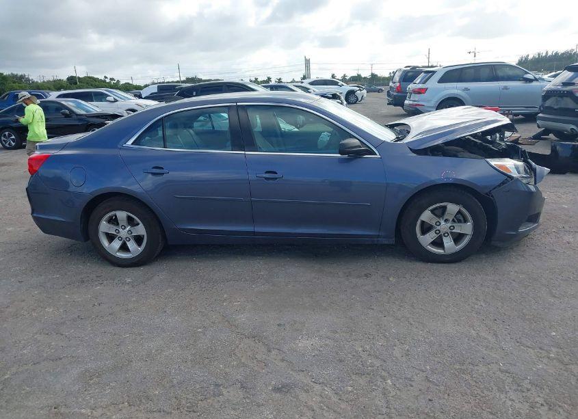 Photo 13 of 2015 Chevrolet Malibu LS (VIN 1G11B5SL7FF275978)
