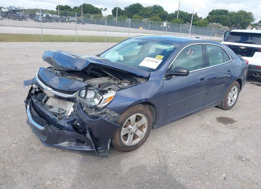 Photo 2 of 2015 Chevrolet Malibu LS (VIN 1G11B5SL7FF275978)