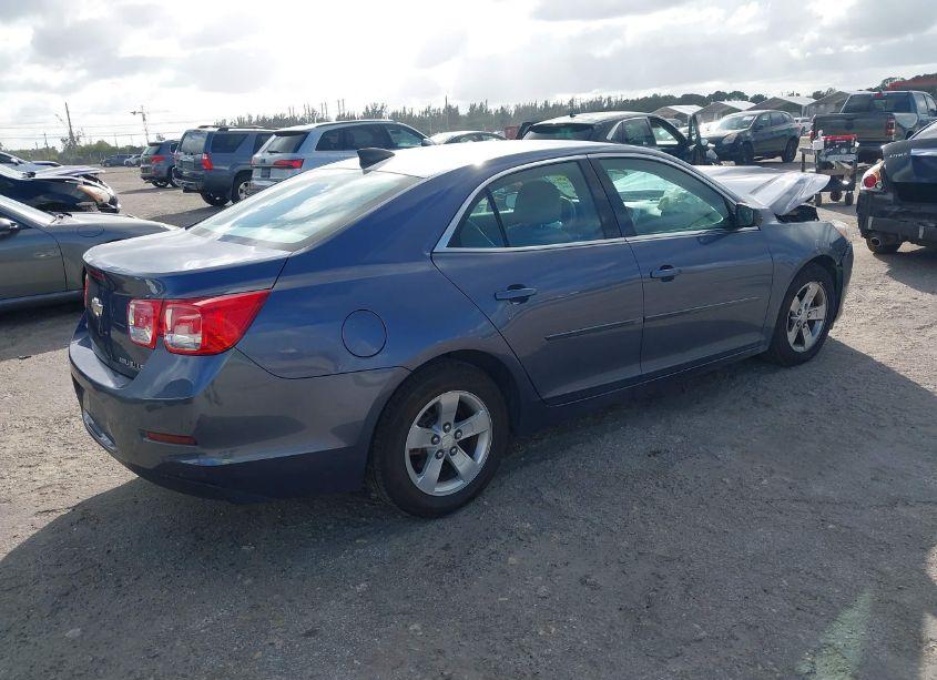 Photo 4 of 2015 Chevrolet Malibu LS (VIN 1G11B5SL7FF275978)